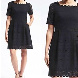 Banana Republic Laser Cut Black Dress Women’s 0 Scalloped Fit Flare Short Sleeve